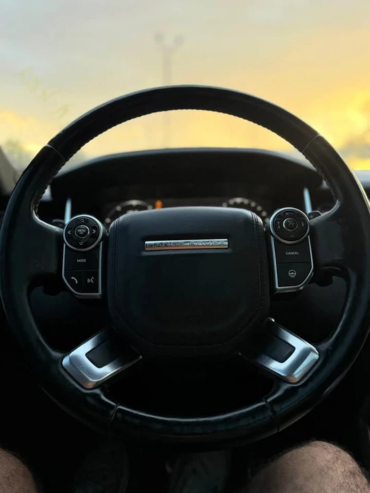 2015 Land Rover Range Rover L405 - Image 13 of 19