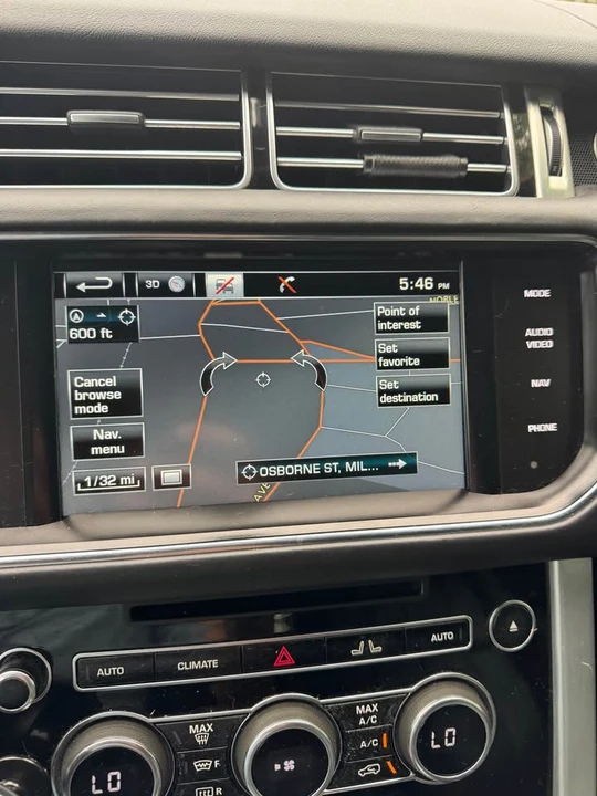 2015 Land Rover Range Rover L405 - Image 14 of 16