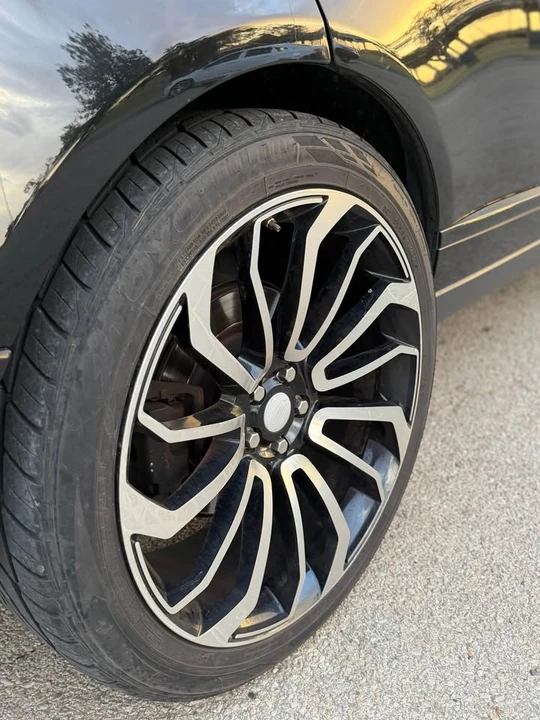 2015 Land Rover Range Rover L405 - Image 8 of 19