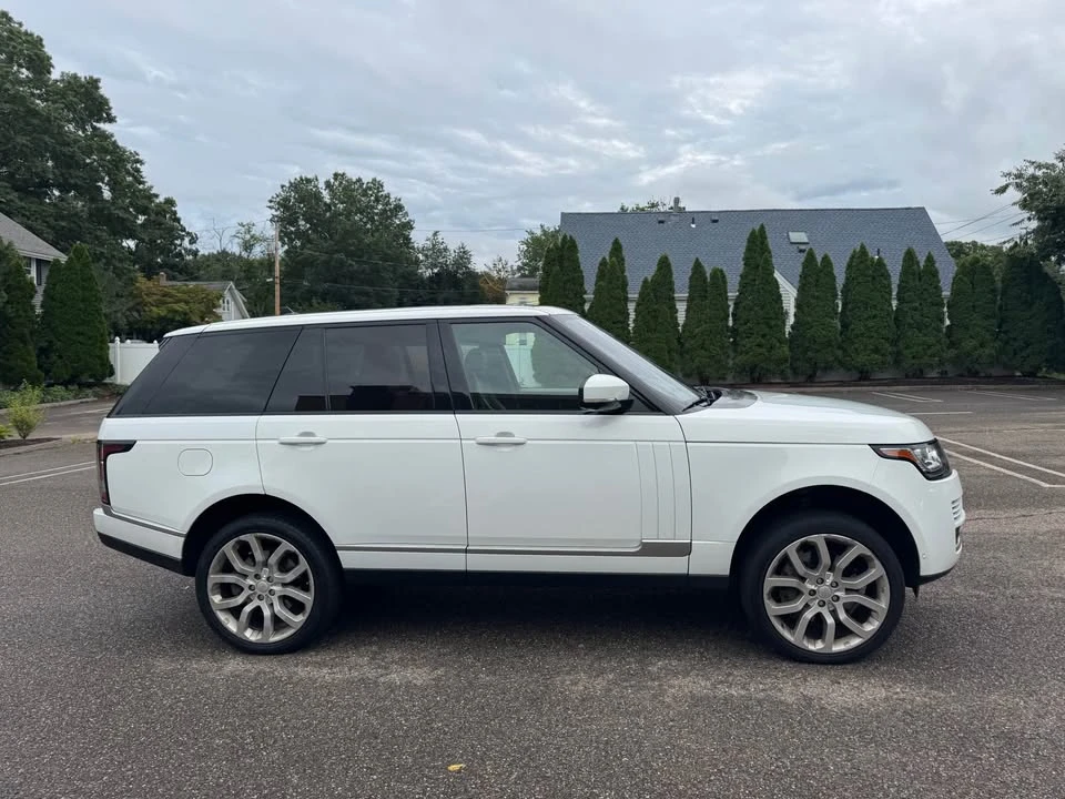 2015 Land Rover Range Rover L405 - Image 4 of 16
