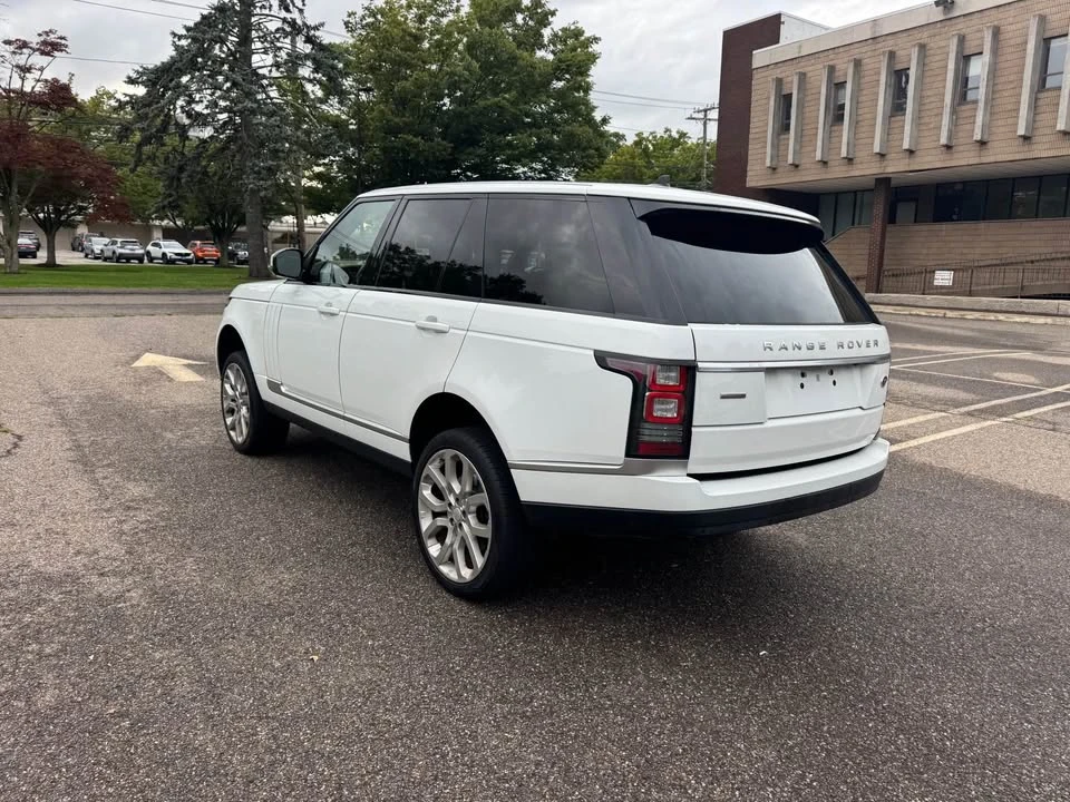 2015 Land Rover Range Rover L405 - Image 6 of 16