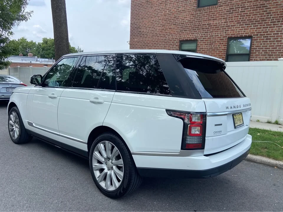 2015 Land Rover Range Rover L405 - Image 2 of 9