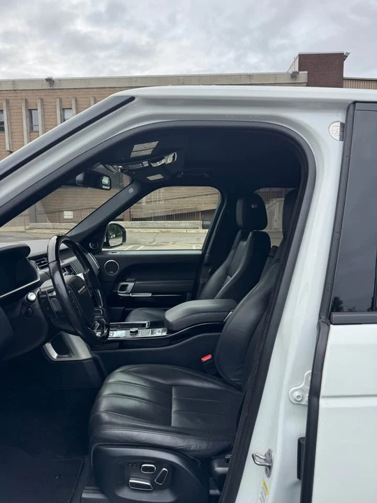 2015 Land Rover Range Rover L405 - Image 13 of 16