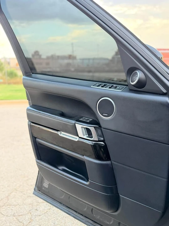 2015 Land Rover Range Rover L405 - Image 11 of 19