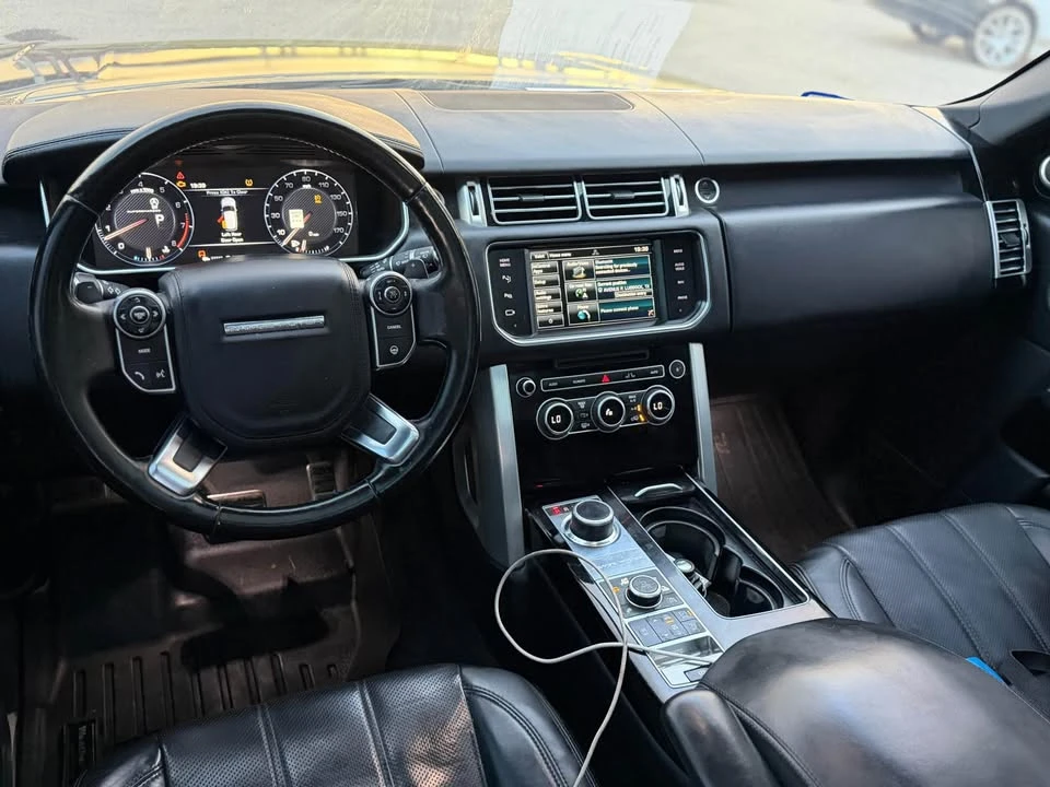 2015 Land Rover Range Rover L405 - Image 18 of 19