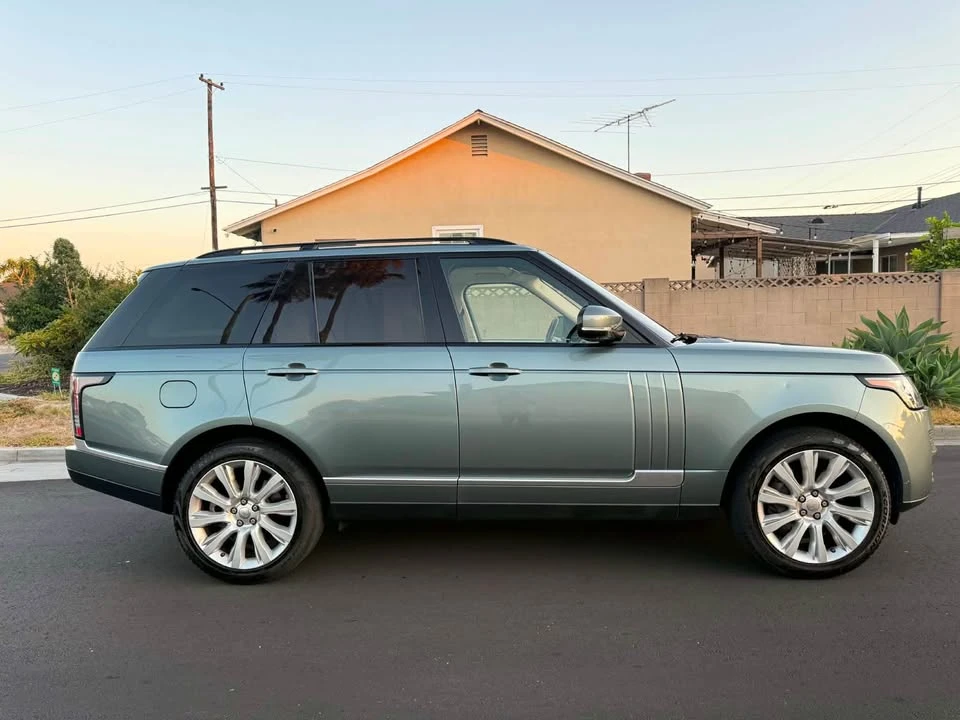 2015 Land Rover Range Rover L405 - Image 5 of 14