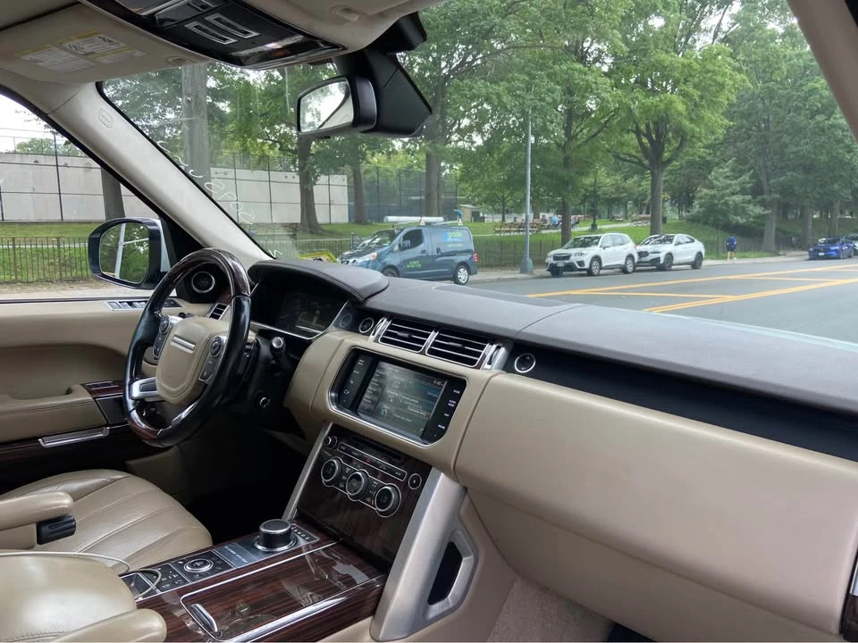 2015 Land Rover Range Rover L405 - Image 4 of 9