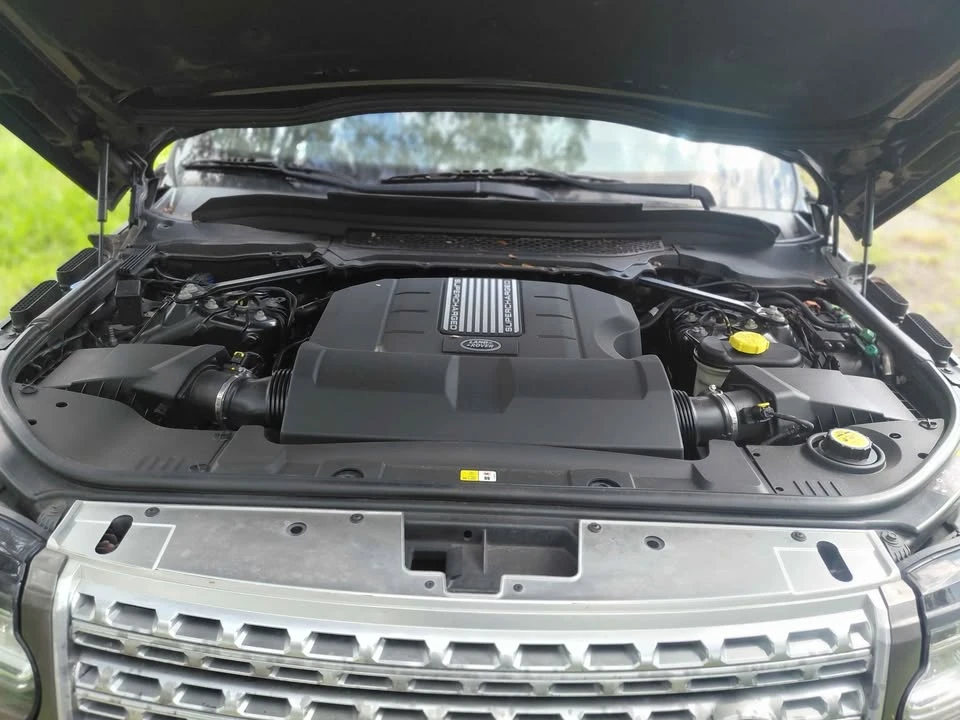 2015 Land Rover Range Rover L405 - Image 12 of 17