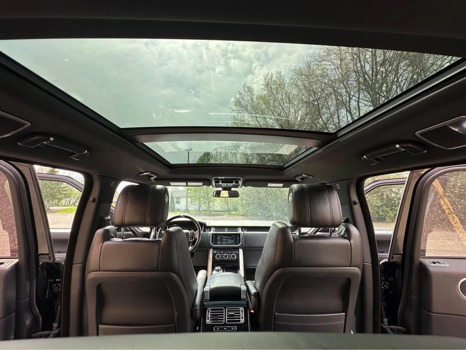 2015 Land Rover Range Rover L405 - Image 10 of 17