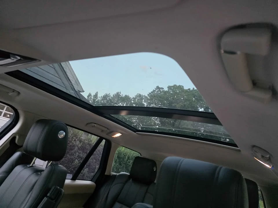2015 Land Rover Range Rover L405 - Image 13 of 20
