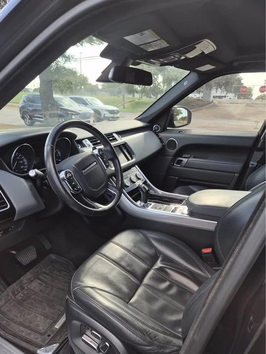 2015 Land Rover Range Rover L405 - Image 9 of 17