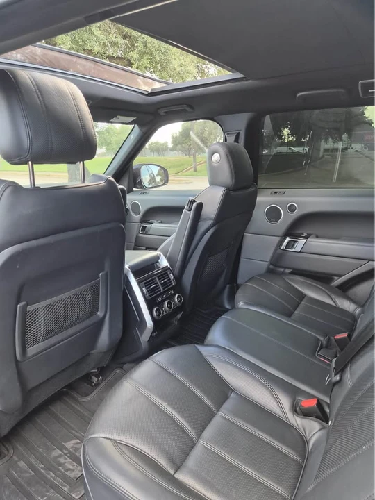 2015 Land Rover Range Rover L405 - Image 8 of 17