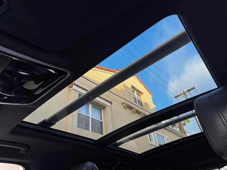 2015 Land Rover Range Rover L405 - Image 13 of 17