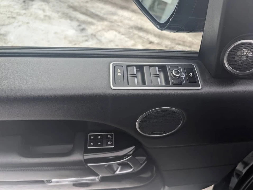 2015 Land Rover Range Rover L405 - Image 12 of 20