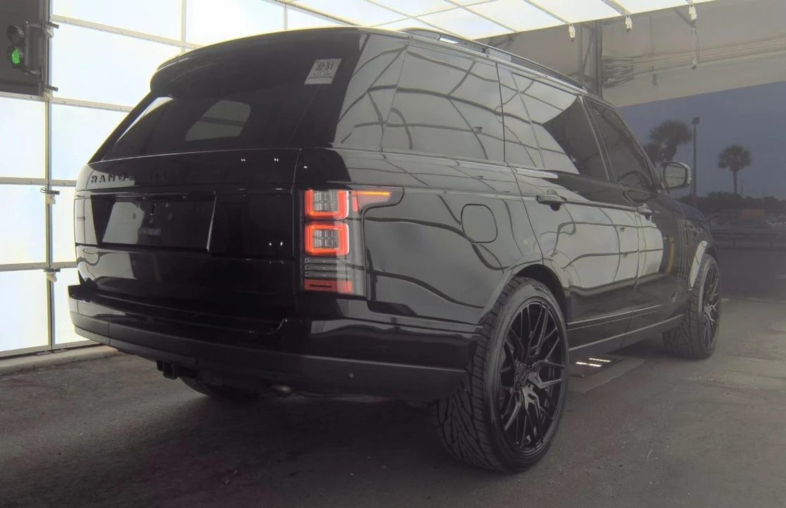 2015 Land Rover Range Rover L405 - Image 11 of 20
