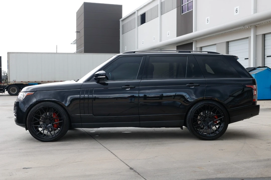 2015 Land Rover Range Rover L405 - Image 4 of 12