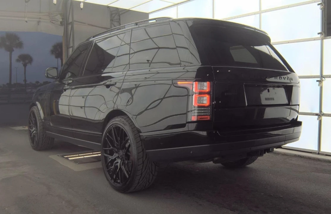 2015 Land Rover Range Rover L405 - Image 5 of 20