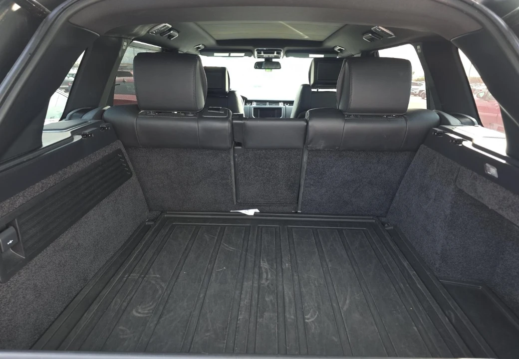 2015 Land Rover Range Rover L405 - Image 18 of 20