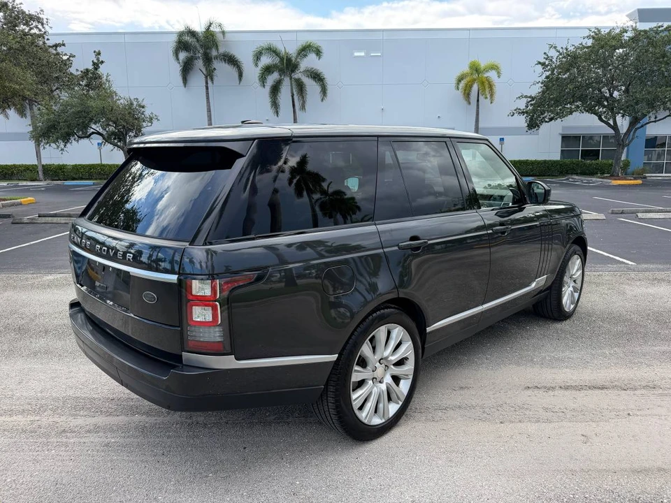 2015 Land Rover Range Rover L405 - Image 6 of 16
