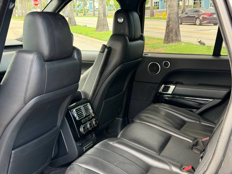 2015 Land Rover Range Rover L405 - Image 10 of 16