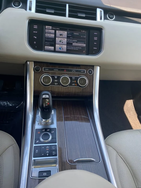 2015 Land Rover Range Rover L405 - Image 11 of 19