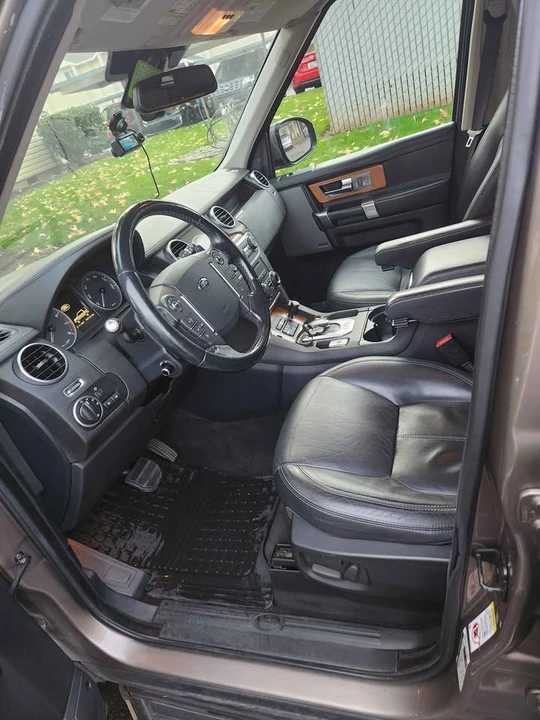 2015 Land Rover Discovery 4th Gen - Image 4 of 10