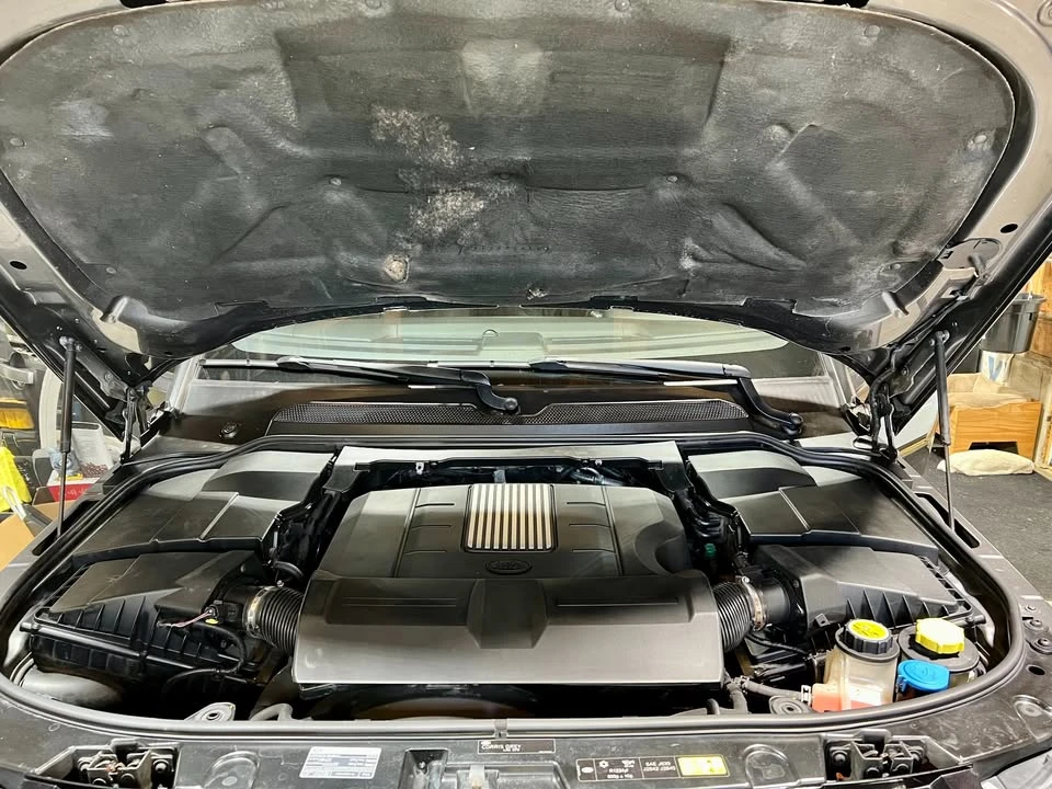 2015 Land Rover Discovery 4th Gen - Image 15 of 15