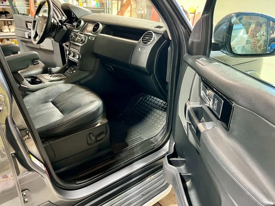 2015 Land Rover Discovery 4th Gen - Image 10 of 15