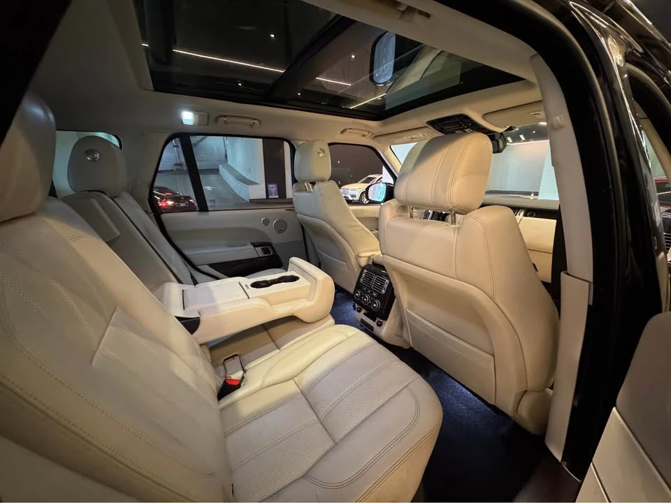 2015 Land Rover Range Rover L405 - Image 8 of 20