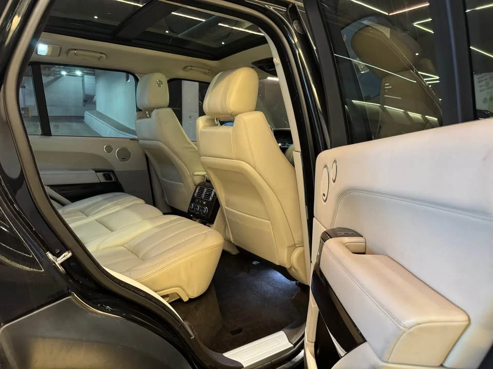 2015 Land Rover Range Rover L405 - Image 10 of 20