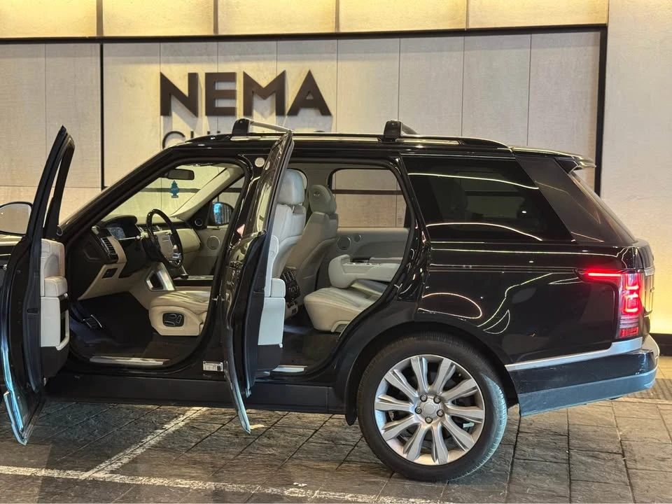 2015 Land Rover Range Rover L405 - Image 6 of 20