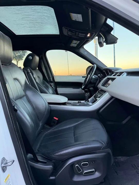 2015 Land Rover Range Rover L405 - Image 11 of 14