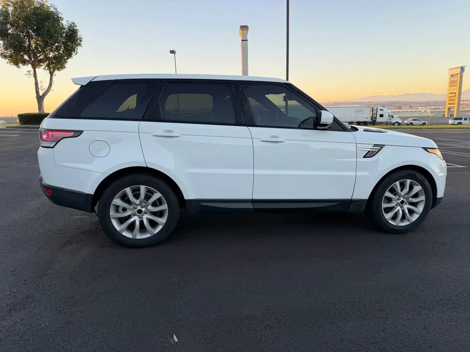 2015 Land Rover Range Rover L405 - Image 8 of 14