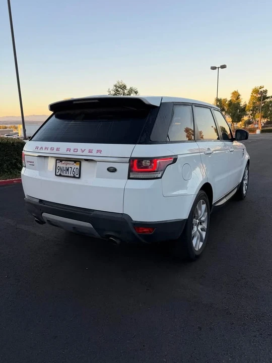 2015 Land Rover Range Rover L405 - Image 7 of 14