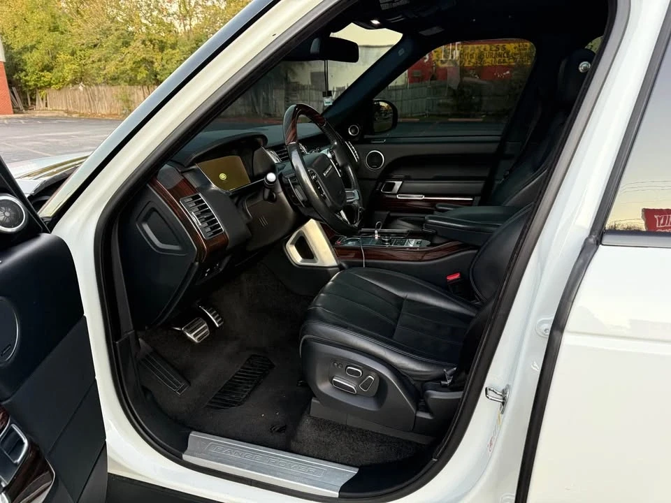 2015 Land Rover Range Rover L405 - Image 8 of 18