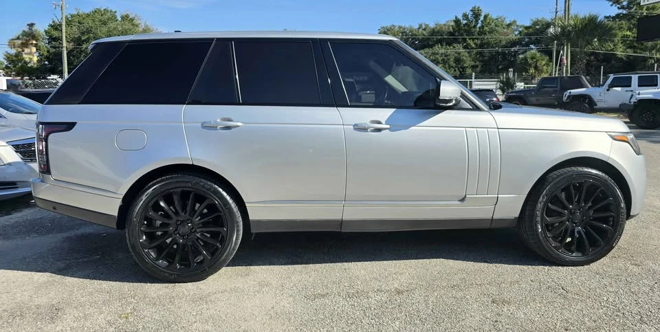 2015 Land Rover Range Rover L405 - Image 9 of 20