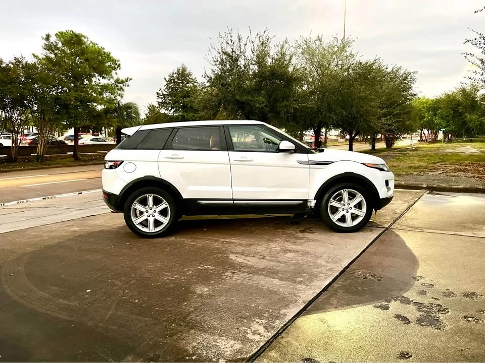 2015 Land Rover Range Rover Evoque 1st Gen - Image 5 of 13