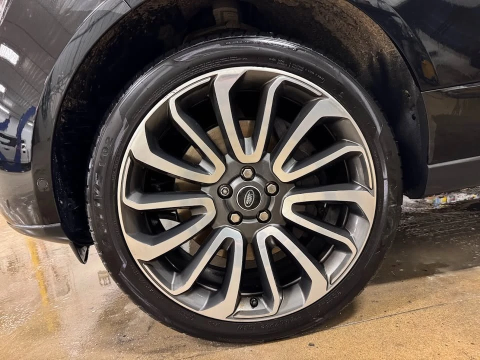 2015 Land Rover Range Rover L405 - Image 10 of 16