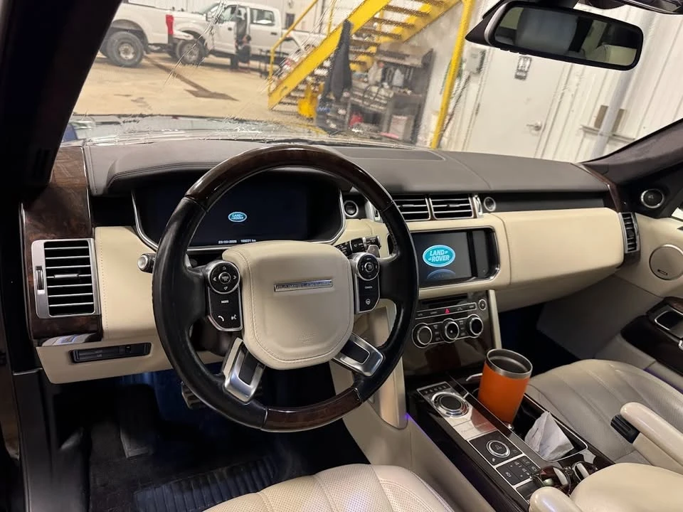 2015 Land Rover Range Rover L405 - Image 8 of 16