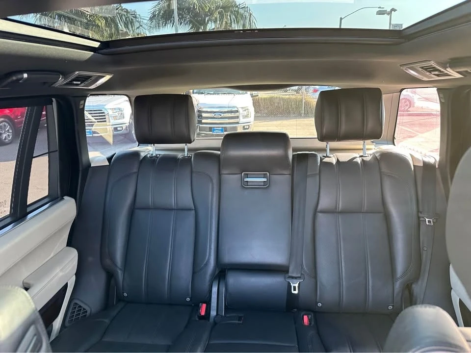 2015 Land Rover Range Rover L405 - Image 10 of 18