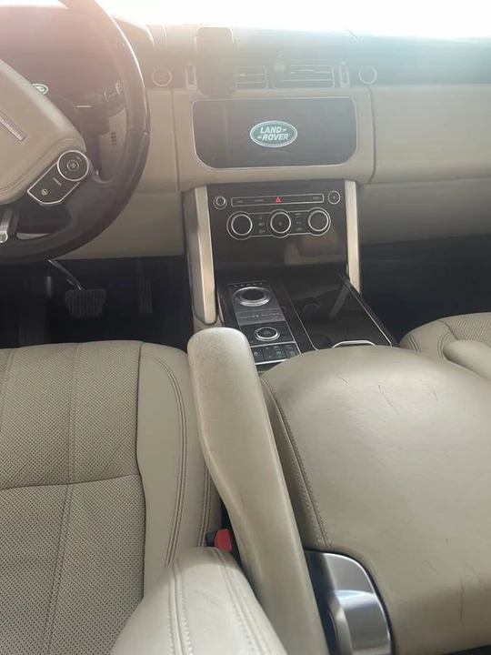 2015 Land Rover Range Rover L405 - Image 7 of 10