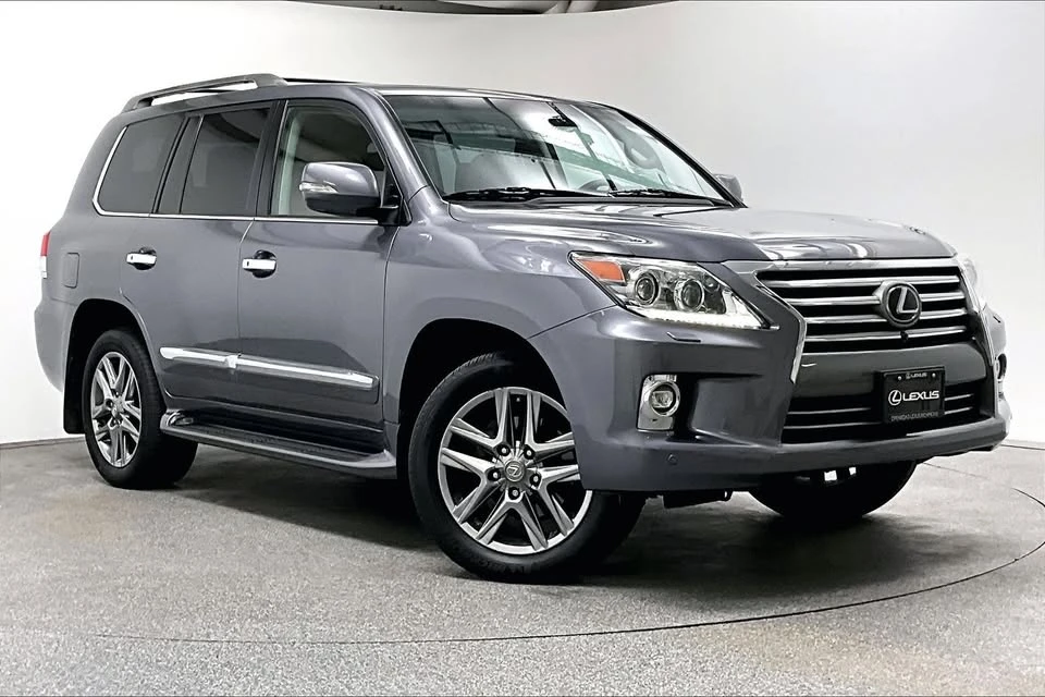 2015 Lexus LX 3rd Gen - Image 4 of 20