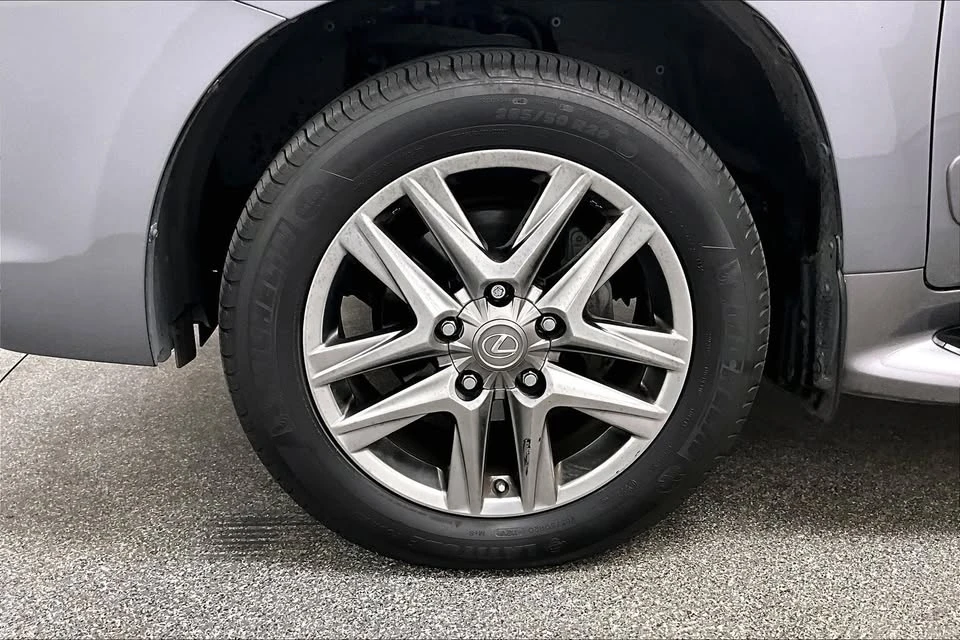 2015 Lexus LX 3rd Gen - Image 15 of 20