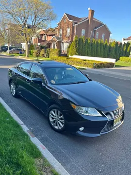 2015 Lexus ES 300h