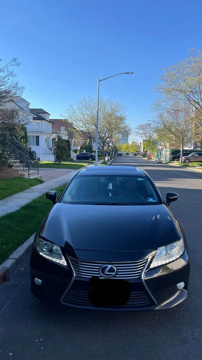 2015 Lexus ES 6th Gen - Image 4 of 12