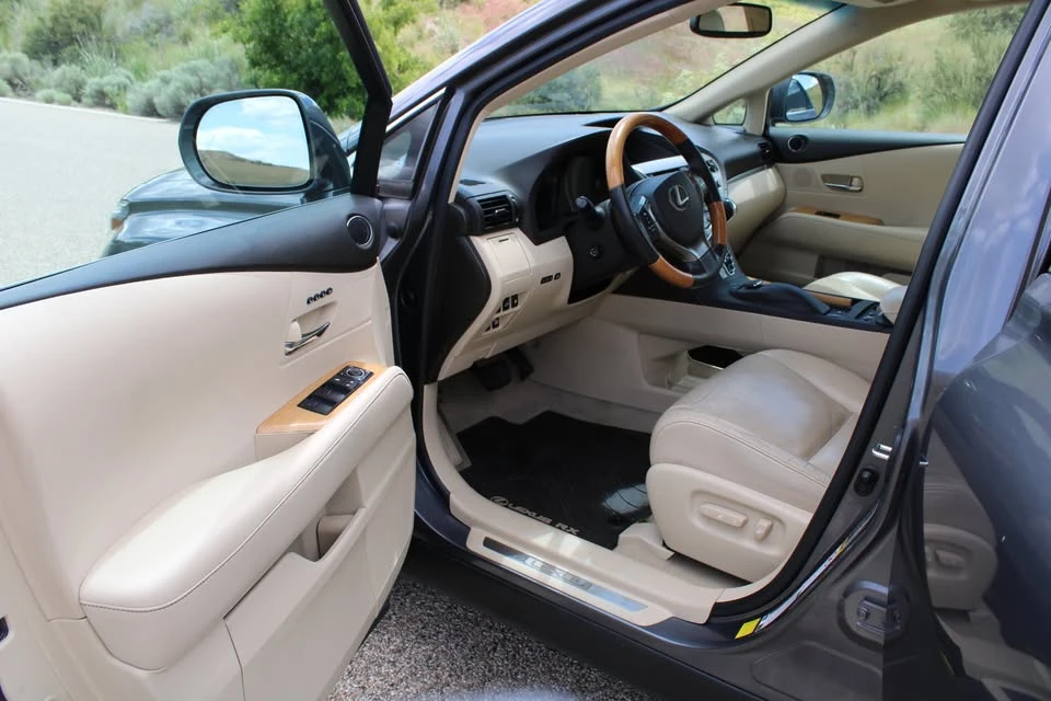 2015 Lexus RX 3rd Gen - Image 11 of 16