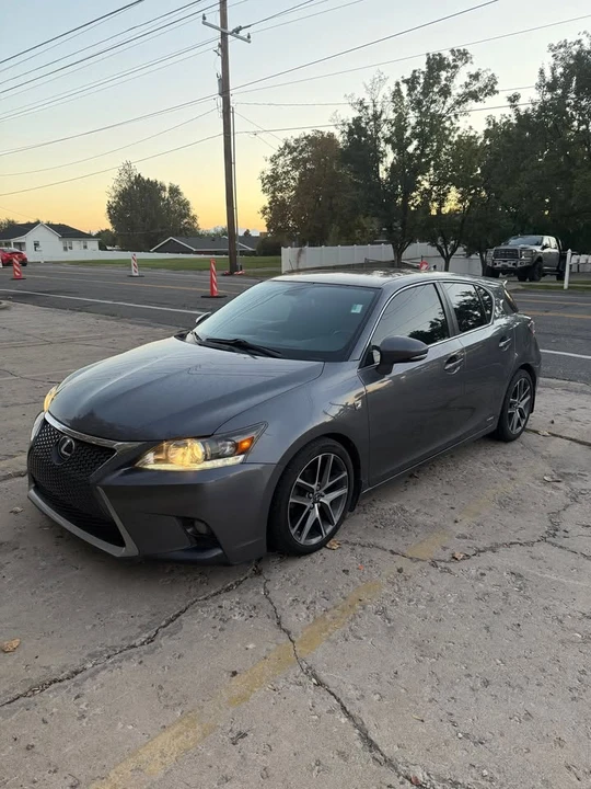 2015 Lexus CT - Image 2 of 12