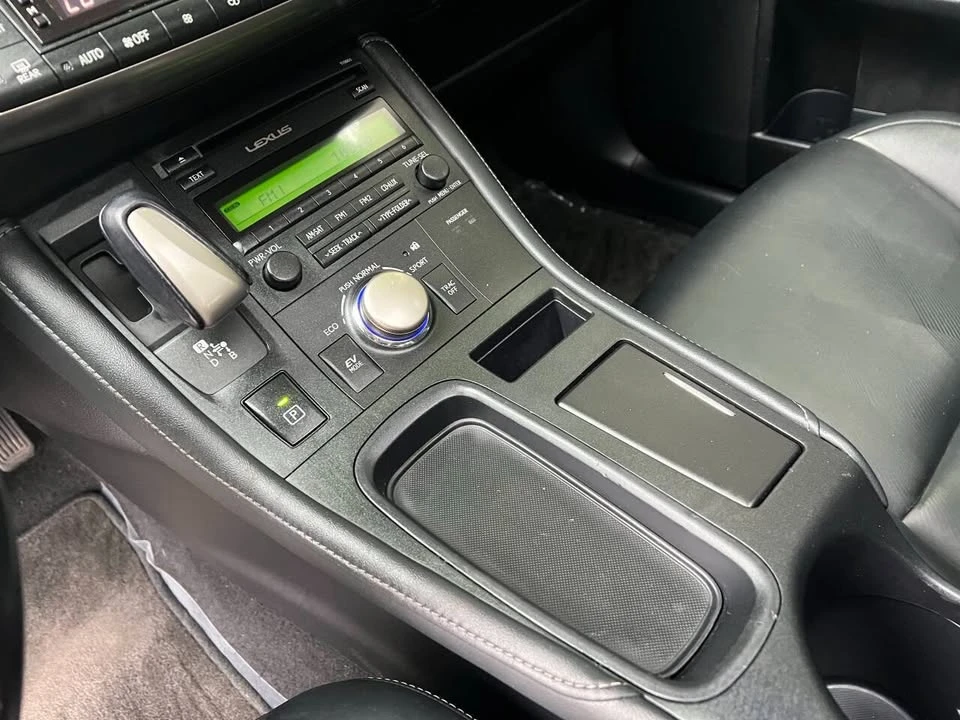 2015 Lexus CT - Image 13 of 13