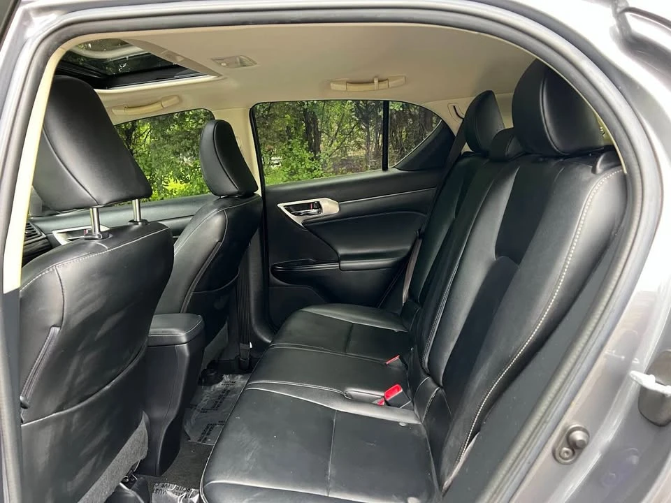 2015 Lexus CT - Image 9 of 13