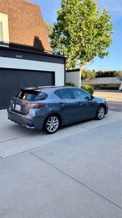 2015 Lexus CT - Image 8 of 15